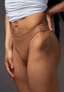 Tucking Thong Extra Strong Chocolate