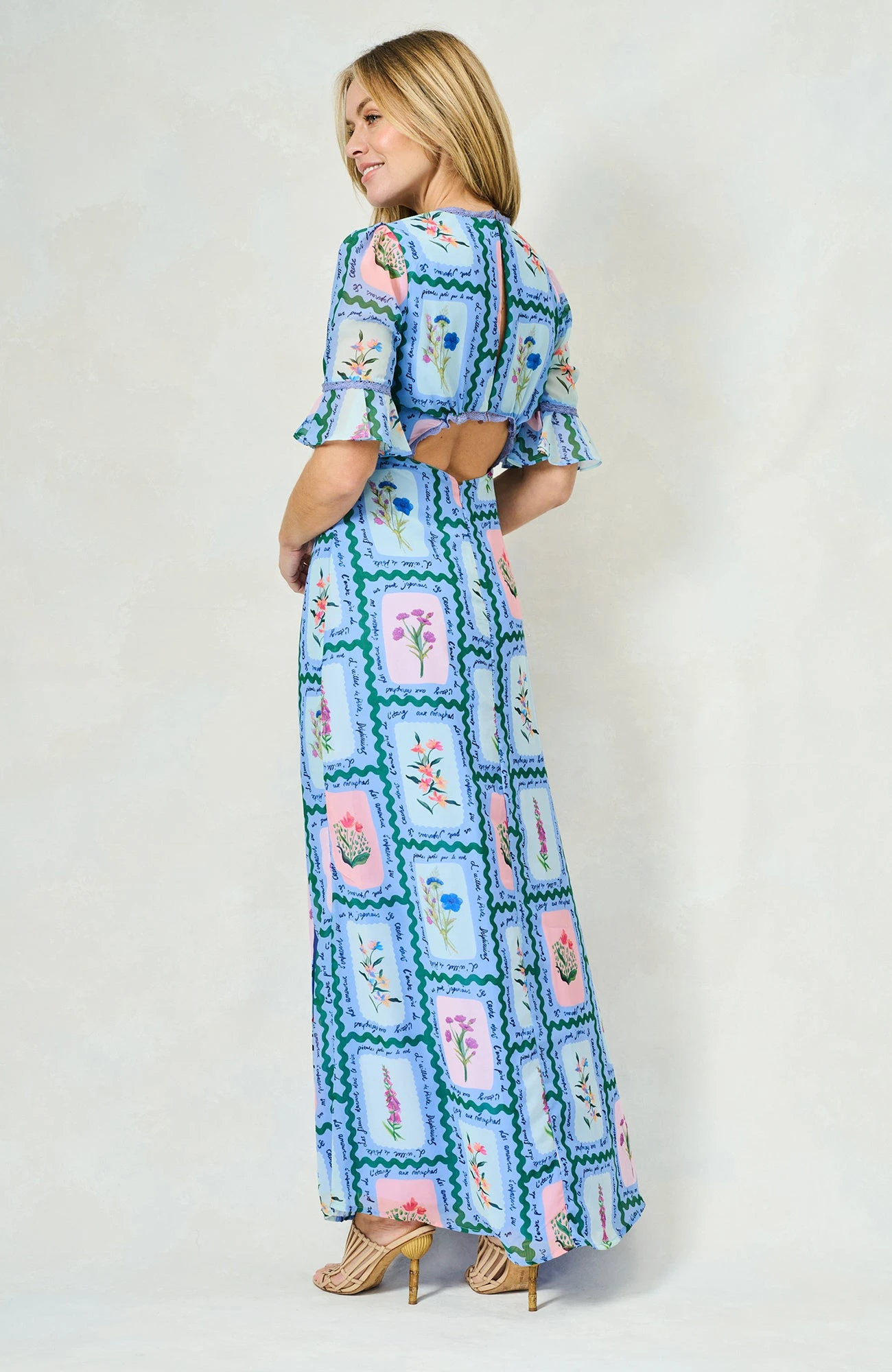 The Selena - Image 11