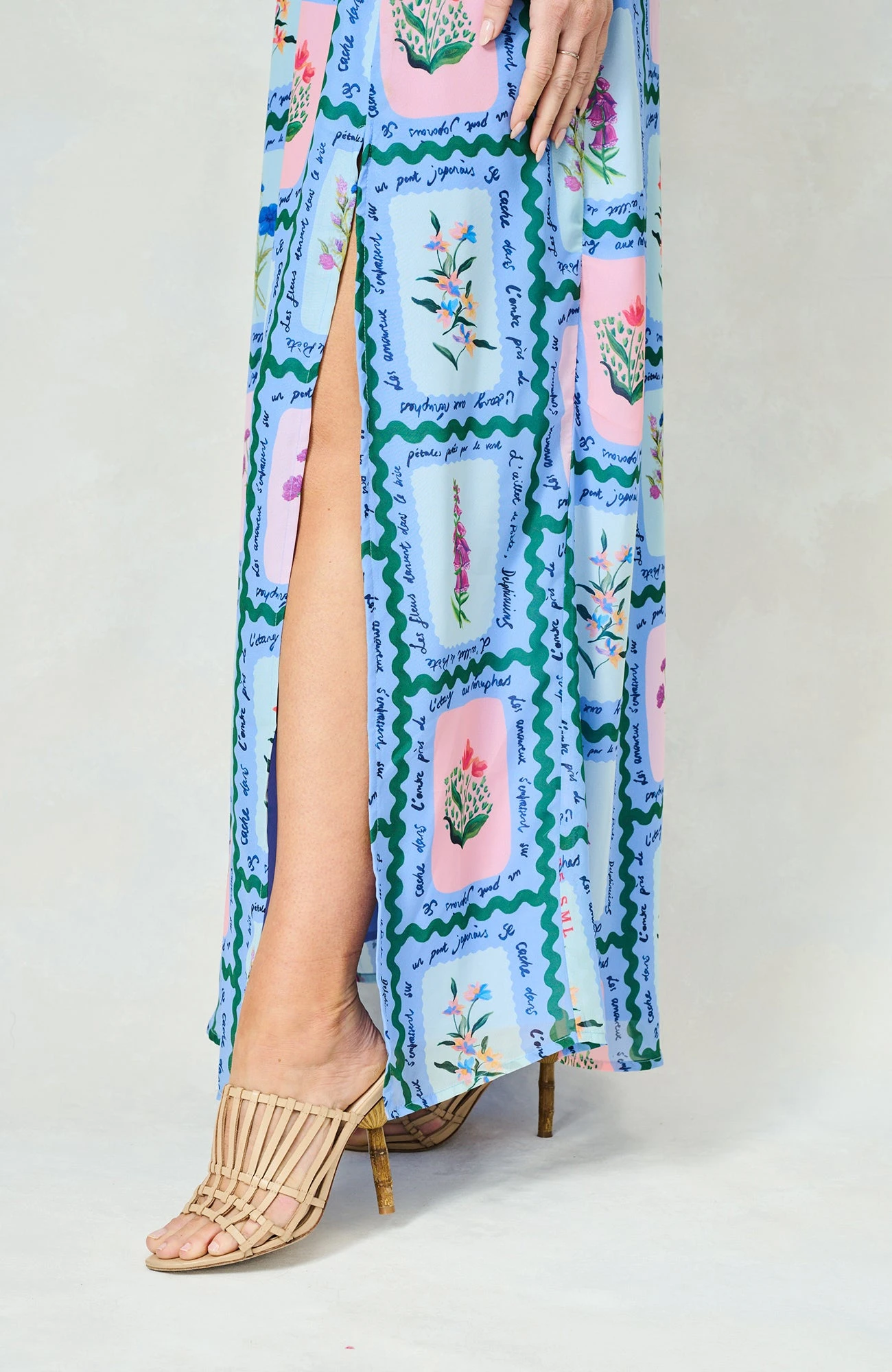 The Selena - Image 13