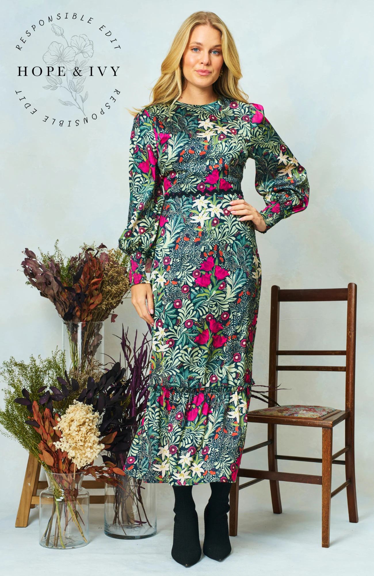 The Bramble - The William Morris Society - Image 4