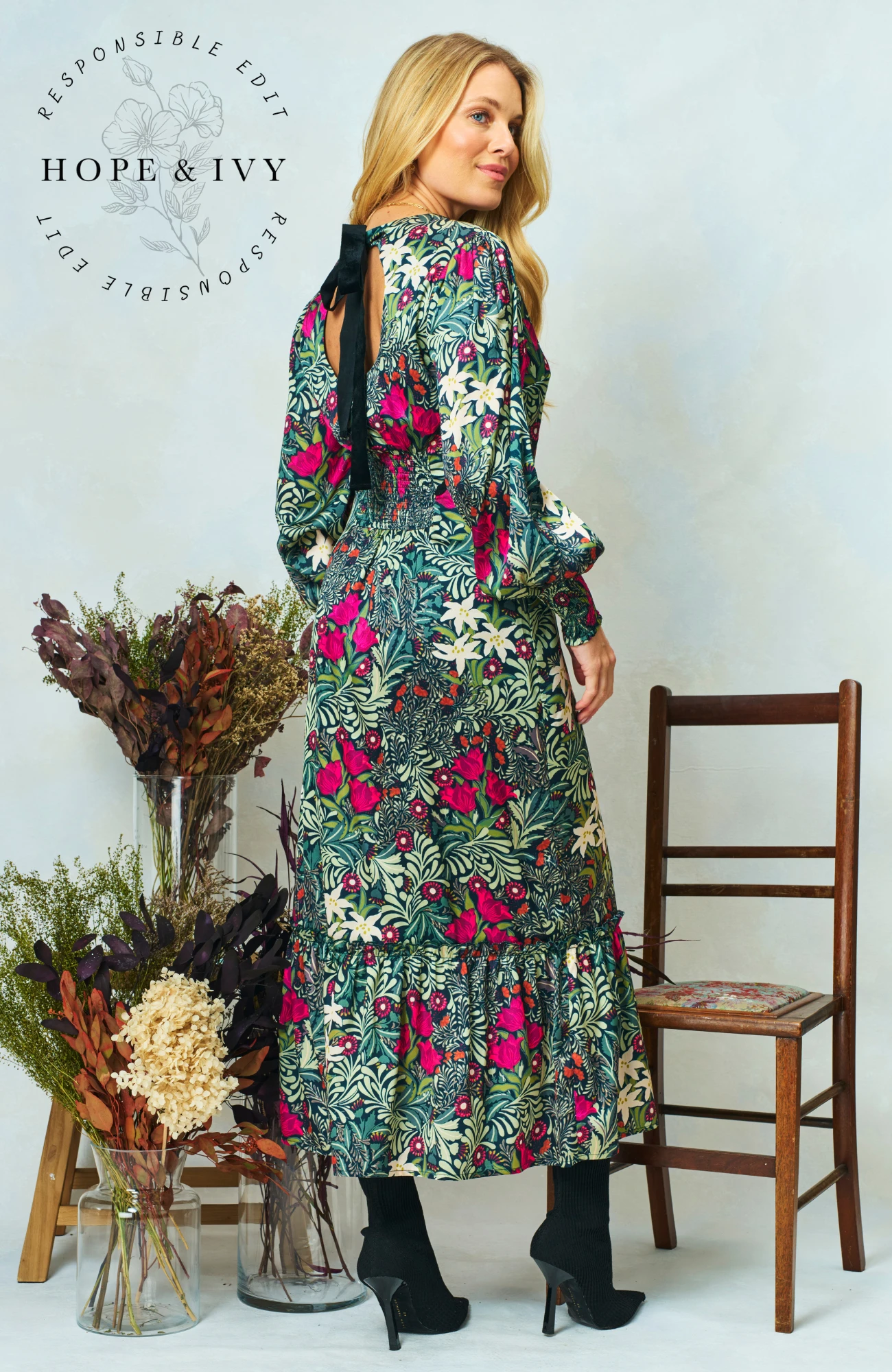 The Bramble - The William Morris Society - Image 5