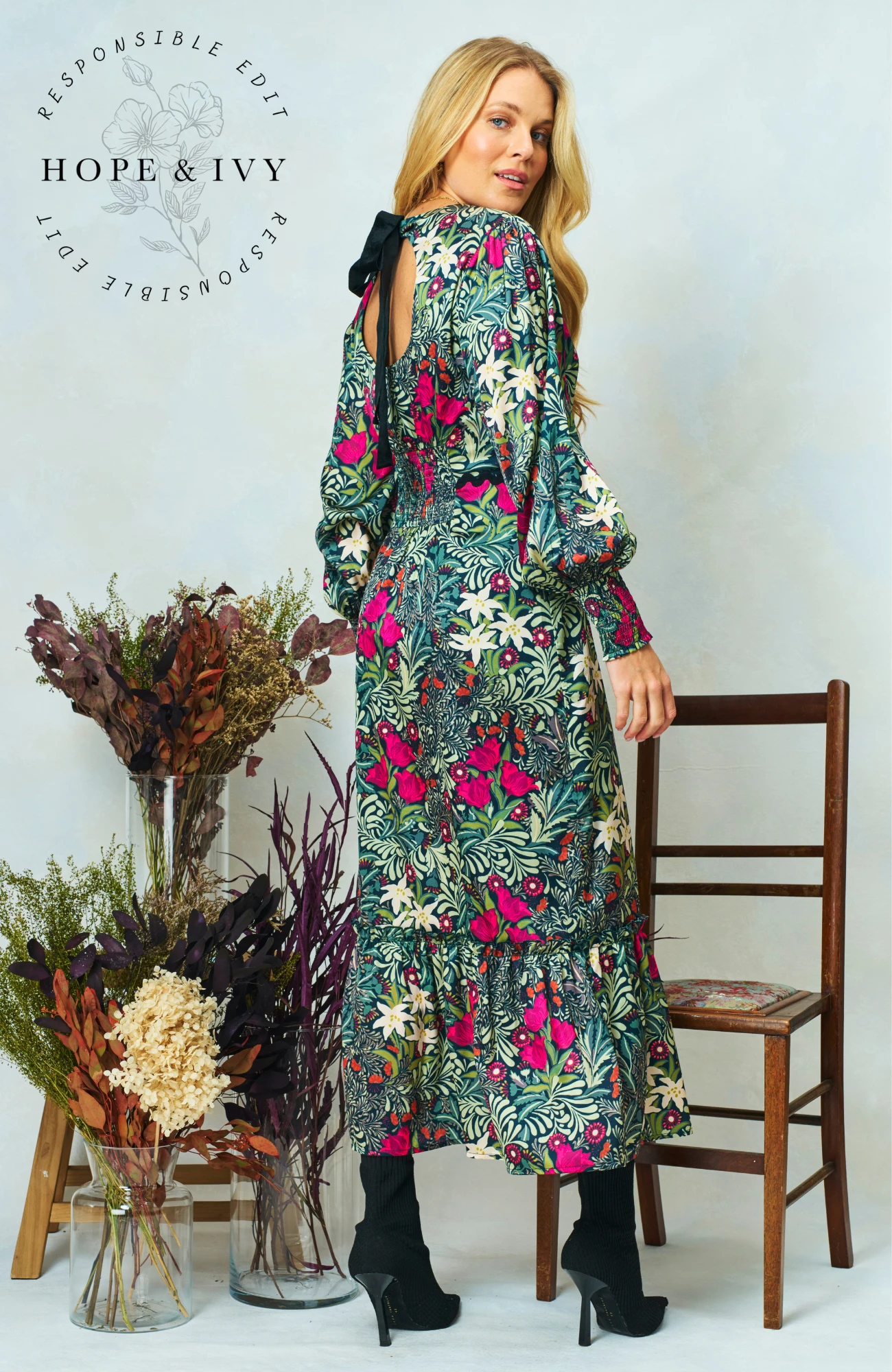 The Bramble - The William Morris Society - Image 6