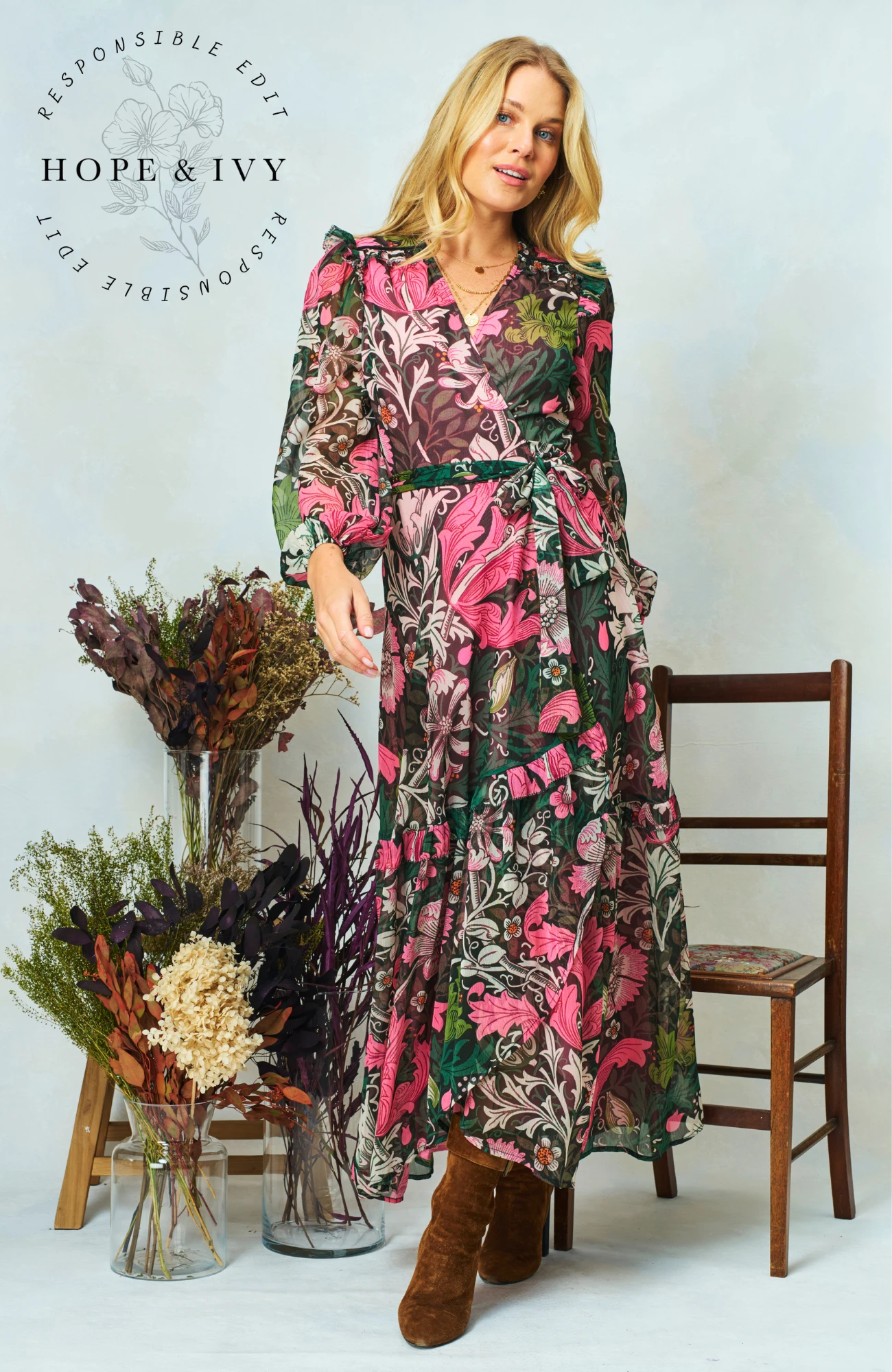 The Rosehip - The William Morris Society - Image 4